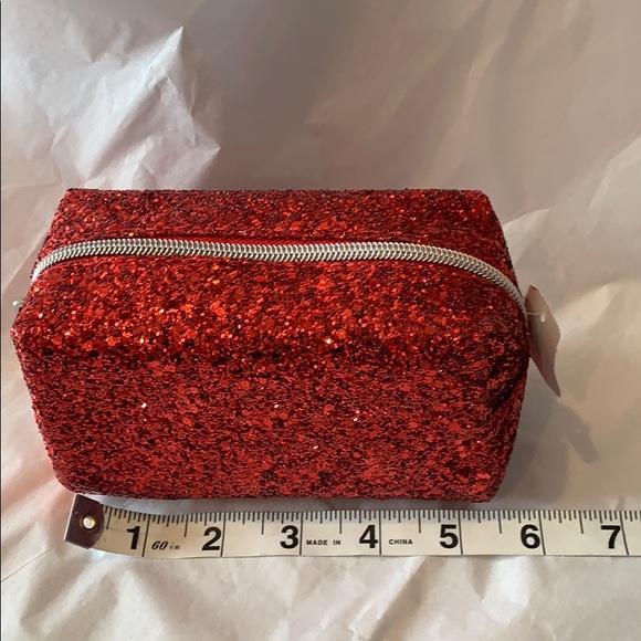 NWT - cosmetic bag - Picture 3 of 6